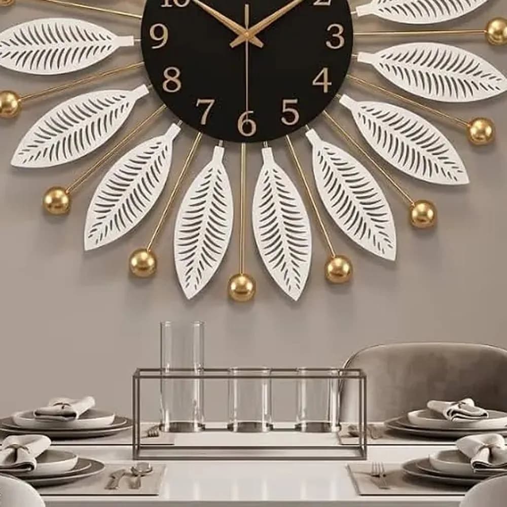 Surya sunburst clock, 60 cm — Heritage Edit — detail