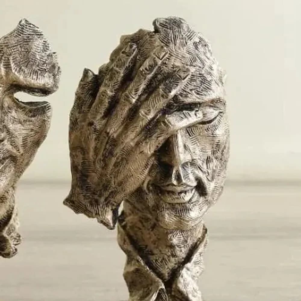 Hush resin face bust — Nordic Line